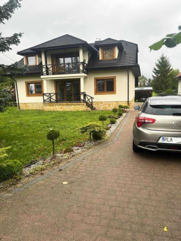 Mieszkanie 3-pokojowe Żołynia. Zdjęcie 1