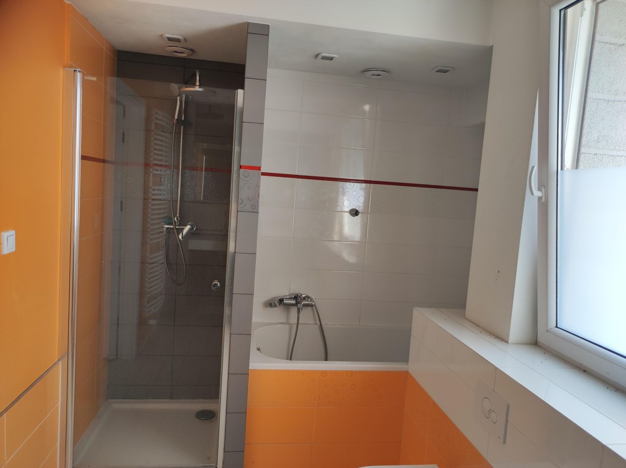 Lokal Iwiny, ul. św. Judy Tadeusza. Zdjęcie 6