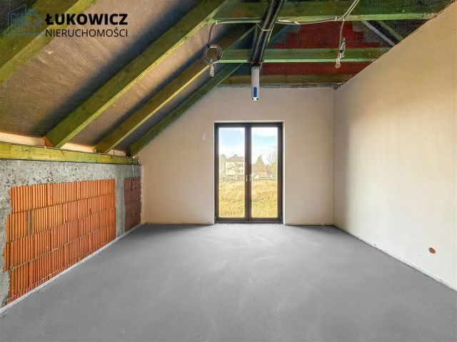 dom wolnostojący, 5 pokoi Kaniów. Zdjęcie 22