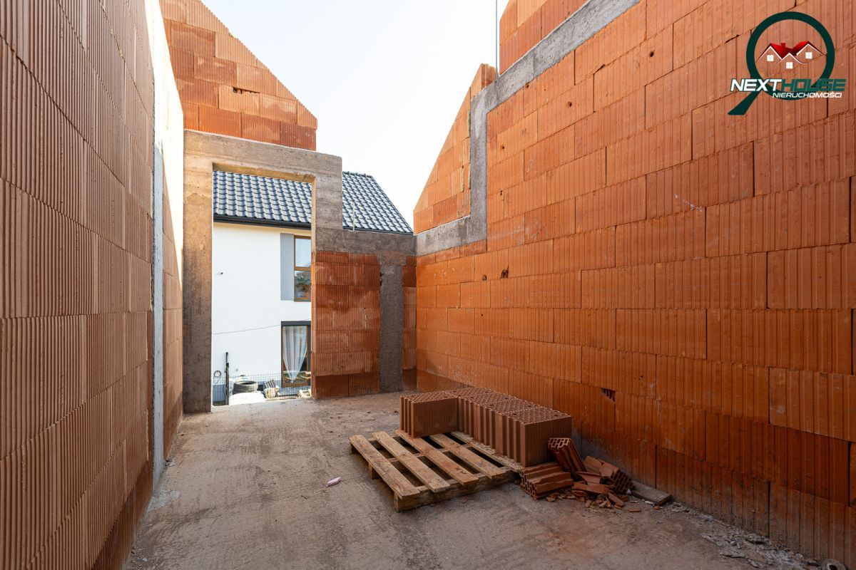 bliźniak, 4 pokoje Rączna. Zdjęcie 15