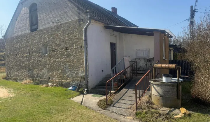 bliźniak, 2 pokoje Ćmielów, ul. Mariana Raciborskiego