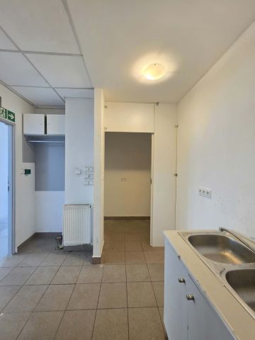 Lokal Jelenia Góra Centrum, pl. Niepodległości. Zdjęcie 13