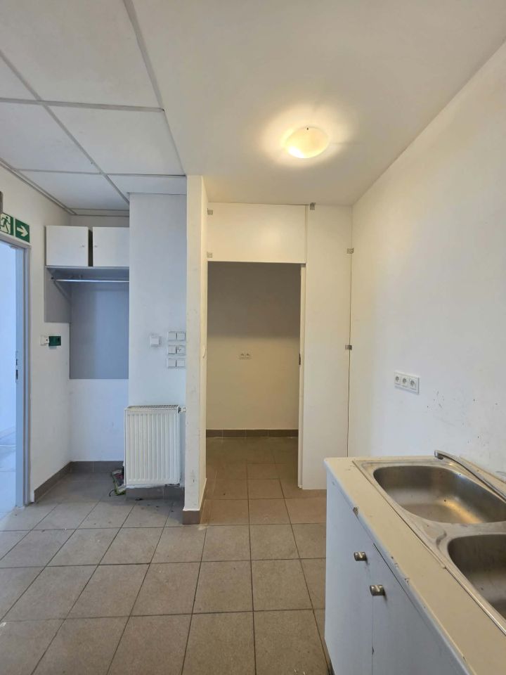 Lokal Jelenia Góra Centrum, pl. Niepodległości. Zdjęcie 13
