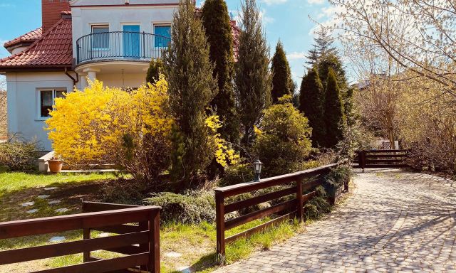 dom wolnostojący, 5 pokoi Pruszków Ostoja, ul. Ireny. Zdjęcie 1