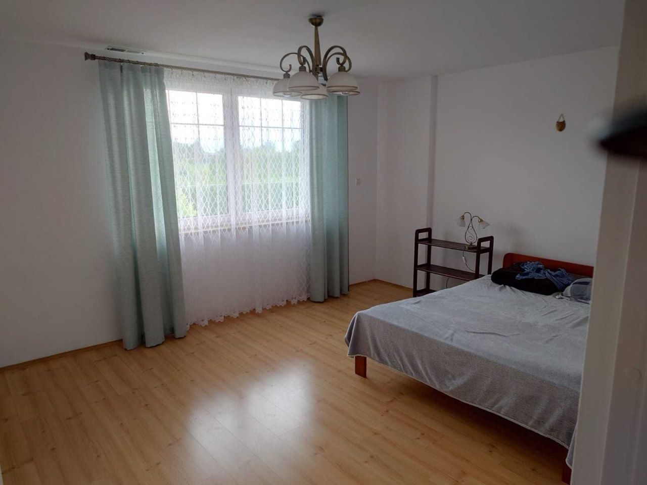 dom wolnostojący, 5 pokoi Chyża. Zdjęcie 7