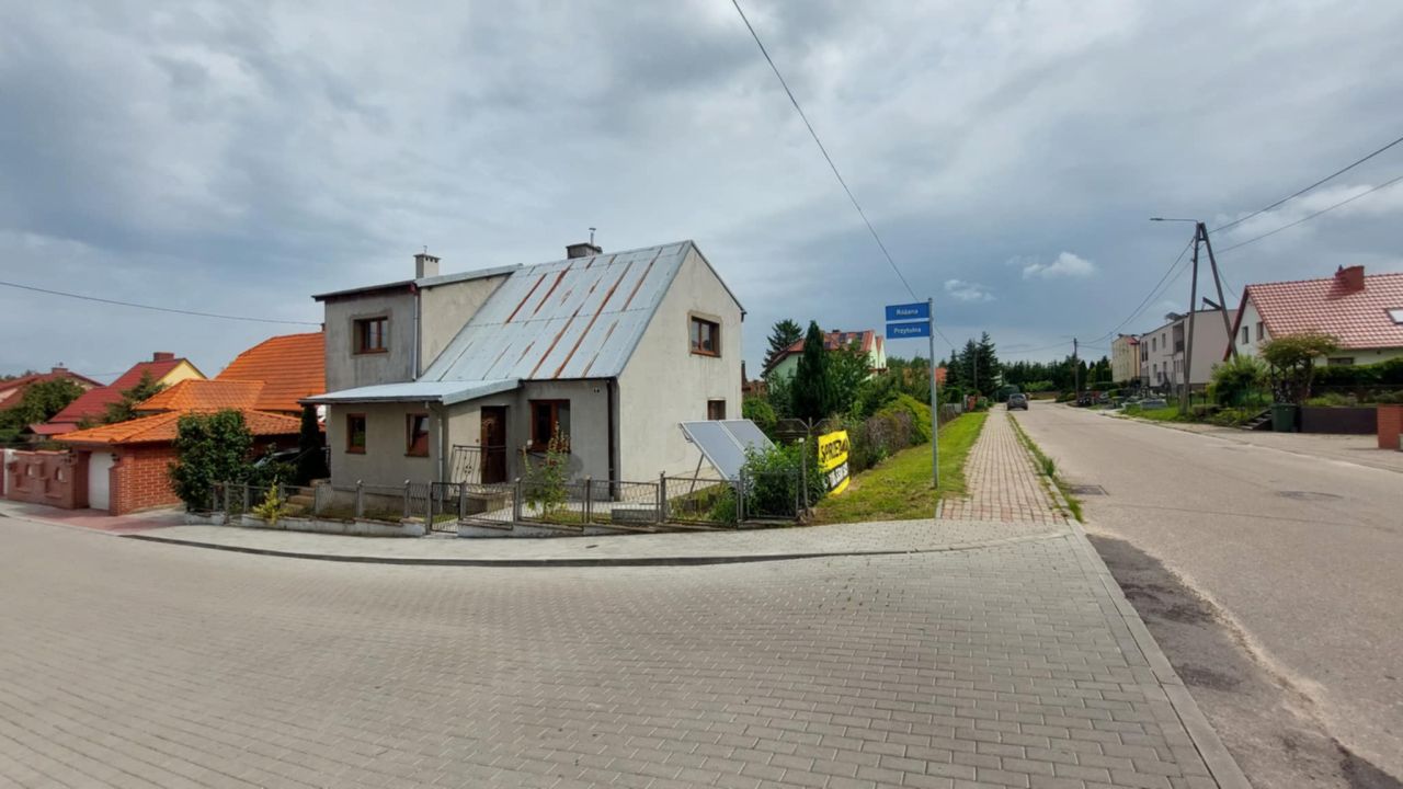 dom wolnostojący, 7 pokoi Dzierzgoń, ul. Różana