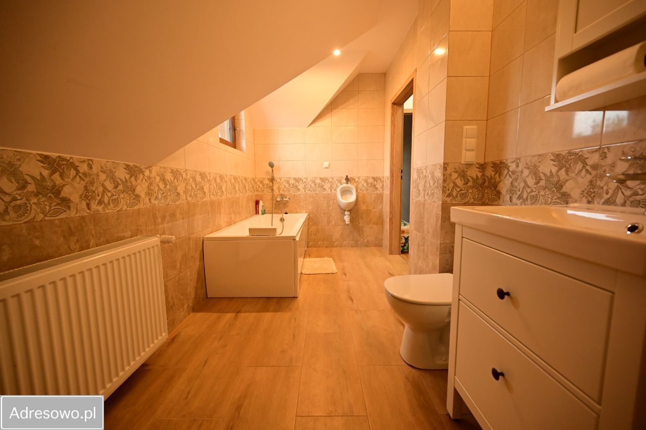 dom wolnostojący, 4 pokoje Zielonka. Zdjęcie 3