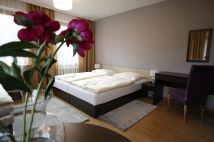 Hotel/pensjonat Polanica-Zdrój, ul. Tadeusza Gajcego. Zdjęcie 2