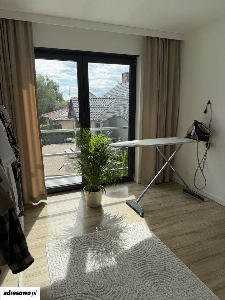 bliźniak, 3 pokoje Gniezno. Zdjęcie 14