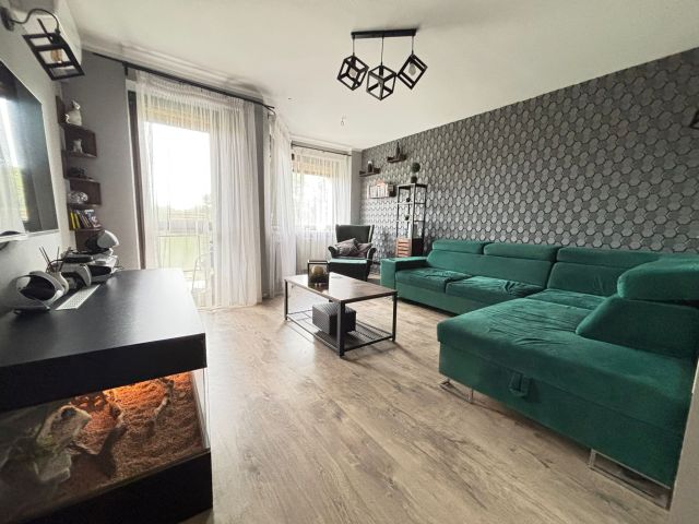 Mieszkanie 3-pokojowe Tarnów, ul. Romana Brandstaettera. Zdjęcie 1