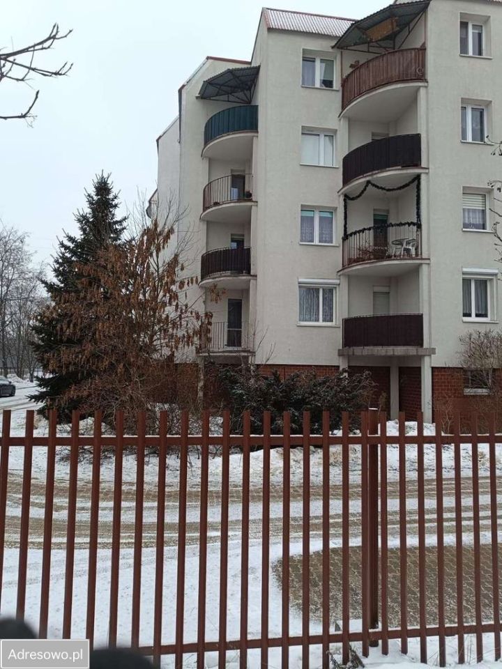 Mieszkanie 3-pokojowe Łódź Olechów. Zdjęcie 1