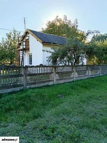 dom wolnostojący, 2 pokoje Rak. Zdjęcie 1
