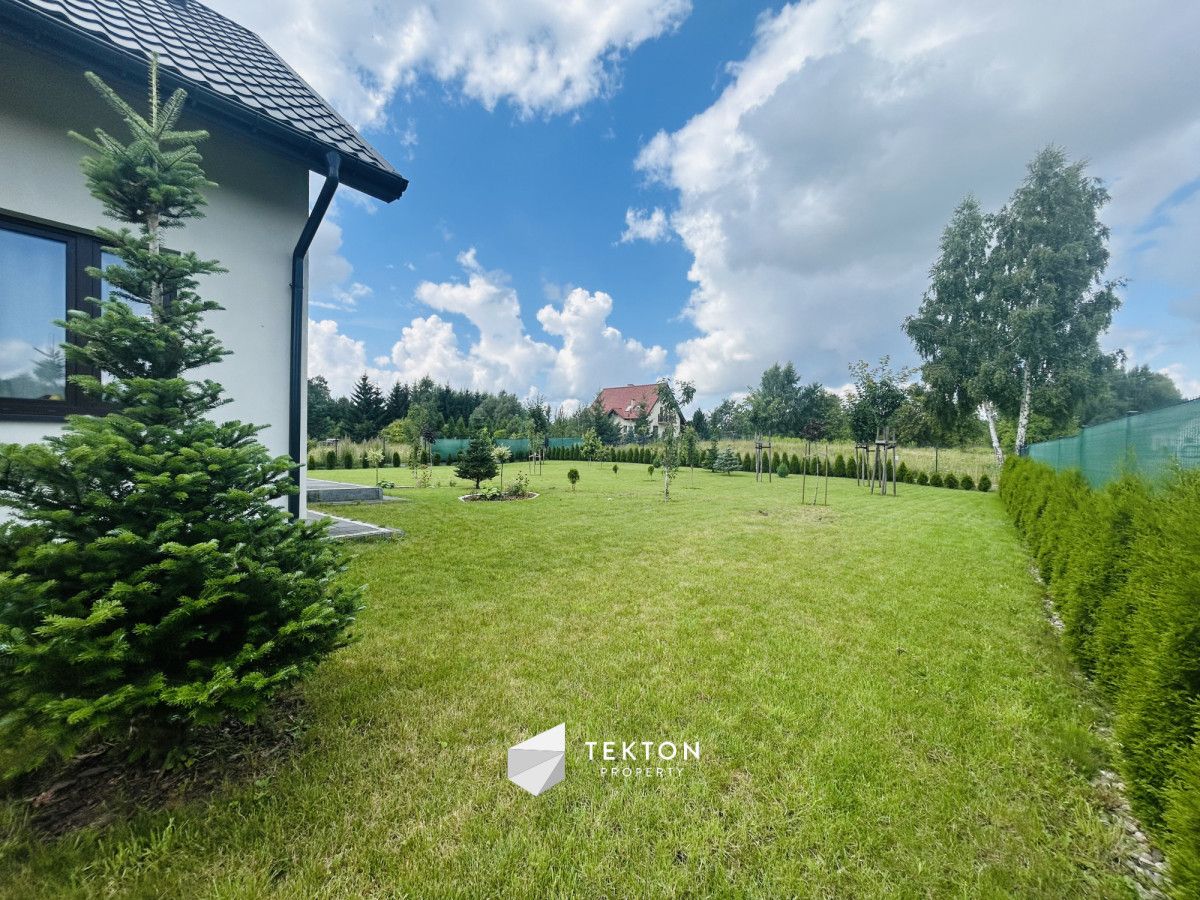 dom wolnostojący, 5 pokoi Winiec. Zdjęcie 5