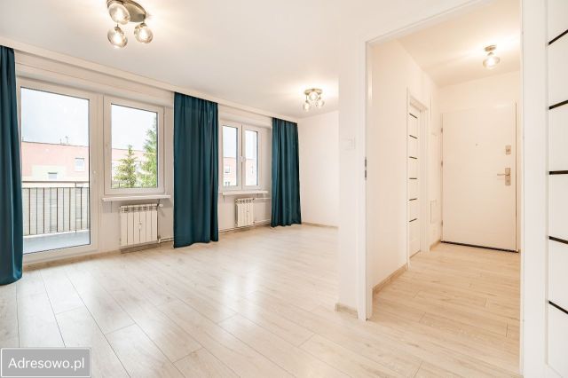 Mieszkanie 3-pokojowe Olsztyn Jaroty, ul. Wincentego Witosa. Zdjęcie 1