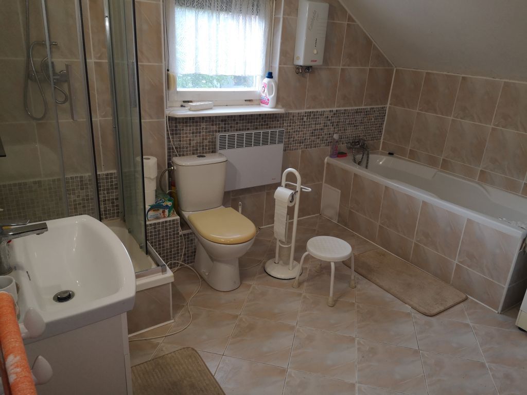 dom wolnostojący, 4 pokoje Ruda. Zdjęcie 9