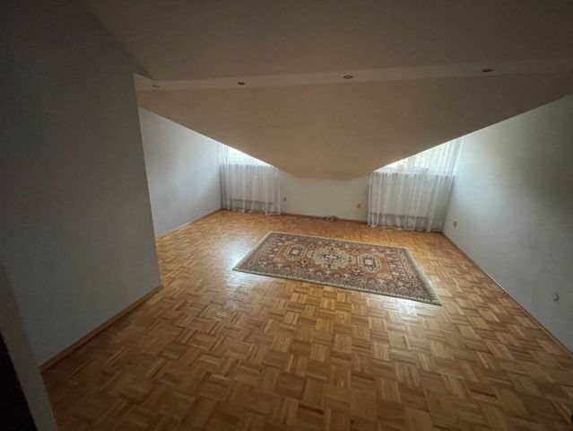 Lokal Ząbki. Zdjęcie 1