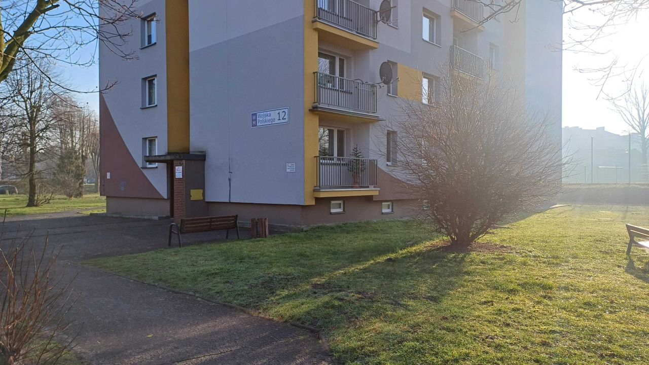 Mieszkanie 3-pokojowe Poręba, ul. Wojska Polskiego. Zdjęcie 2