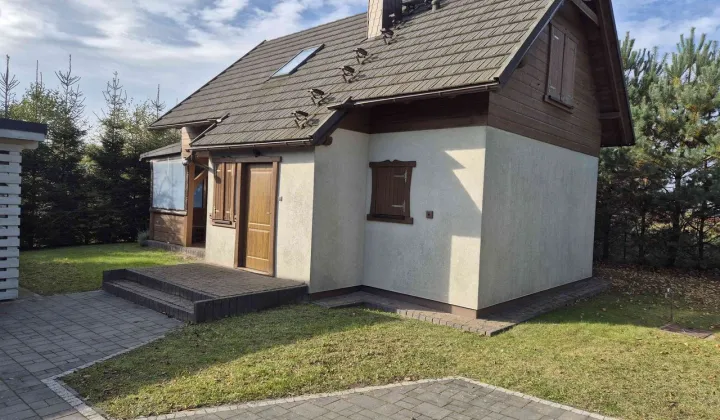 dom wolnostojący, 4 pokoje Wiele, ul. Jana Pawła II