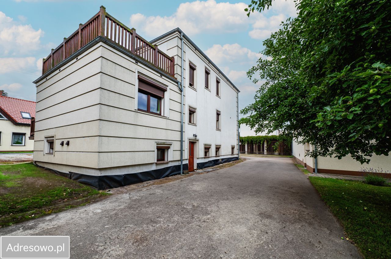 dom wolnostojący, 10 pokoi Dopiewiec, ul. Środkowa. Zdjęcie 2