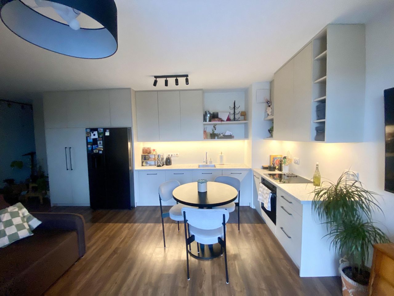 Mieszkanie 3-pokojowe Wrocław Wojszyce, ul. Konstantego Ildefonsa Gałczyńskiego. Zdjęcie 4