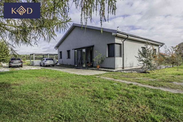 dom wolnostojący, 8 pokoi Wierzchy. Zdjęcie 7