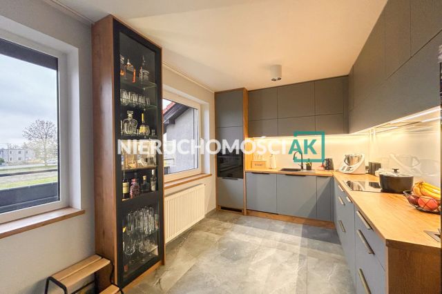 Mieszkanie 3-pokojowe Września, ul. Ignacego Paderewskiego. Zdjęcie 2