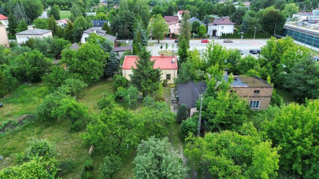 dom wolnostojący, 2 pokoje Chylice-Kolonia, ul. Pomorska. Zdjęcie 11