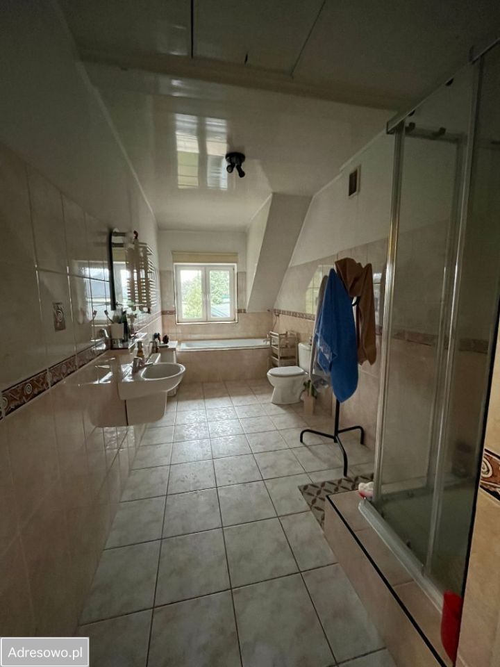 dom wolnostojący, 4 pokoje Janówka. Zdjęcie 2