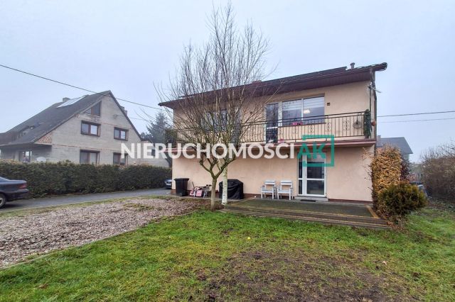 dom wolnostojący, 5 pokoi Lubstów. Zdjęcie 2