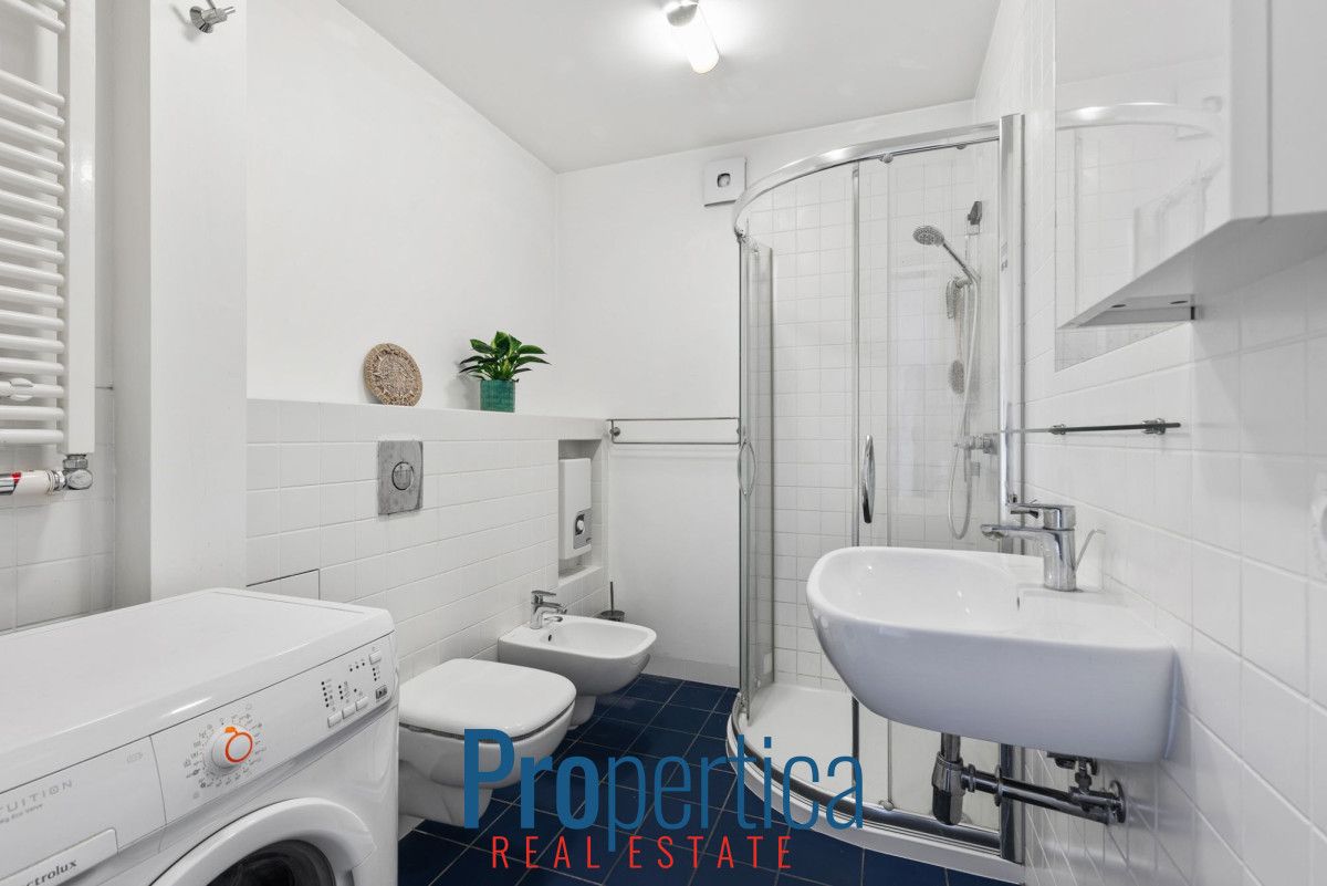 Mieszkanie 3-pokojowe Warszawa, ul. Hoża. Zdjęcie 9