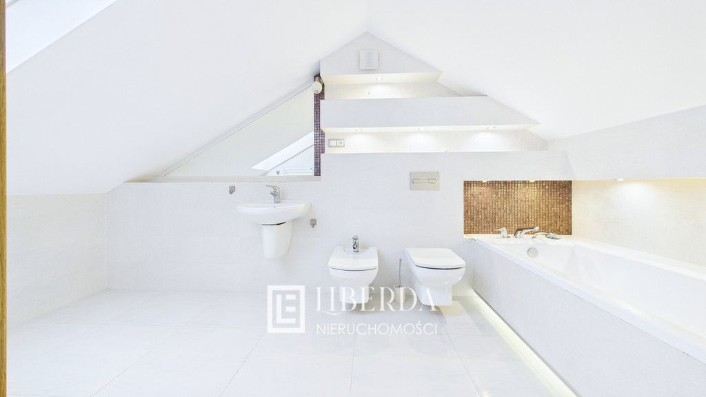 dom wolnostojący, 5 pokoi Biskupie-Kolonia. Zdjęcie 7