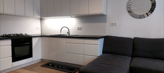 Mieszkanie 3-pokojowe Tarnów Mościce, ul. Kasztanowa. Zdjęcie 1