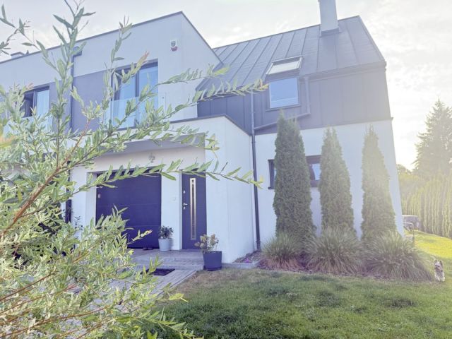 dom szeregowy, 4 pokoje Świdnik. Zdjęcie 1