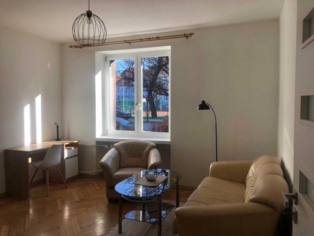 Mieszkanie 1-pokojowe Gliwice Śródmieście. Zdjęcie 1