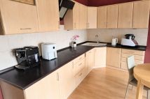 Mieszkanie 3-pokojowe Warszawa Wawer. Zdjęcie 3