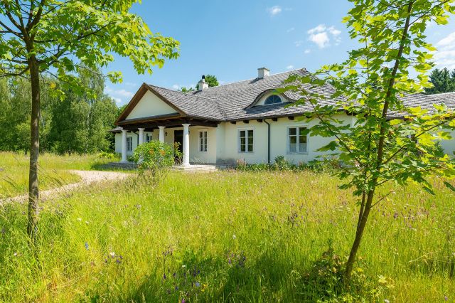 dworek, 10 pokoi Pieńki Zarębskie, ul. Dwór nad Utratą. Zdjęcie 1