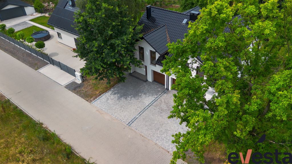 bliźniak, 5 pokoi Legnica. Zdjęcie 22