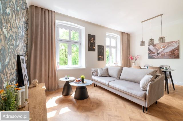 Mieszkanie 3-pokojowe Legnica, ul. Piastowska. Zdjęcie 1