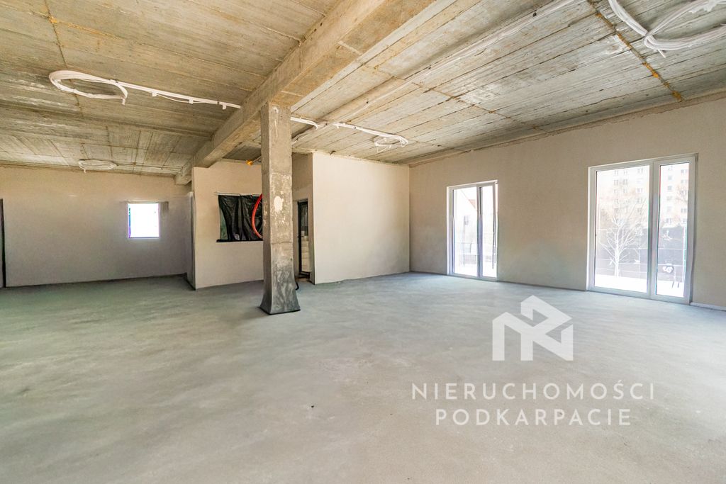 Biuro Rzeszów, al. Niepodległości. Zdjęcie 4