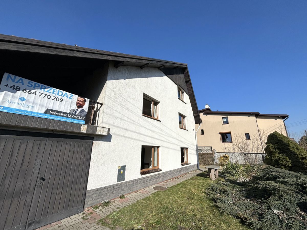 dom wolnostojący, 9 pokoi Kąty Wrocławskie, ul. Grunwaldzka. Zdjęcie 1