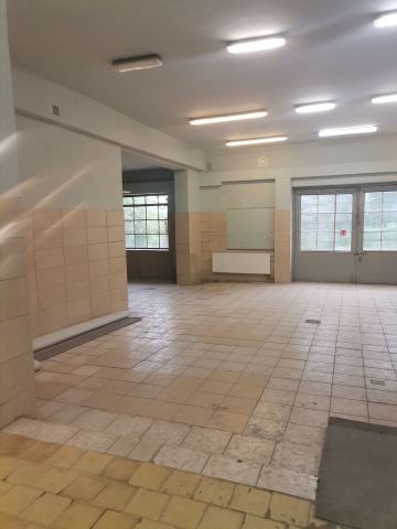 Lokal Kraków Podgórze, ul. Juliusza Osterwy. Zdjęcie 1