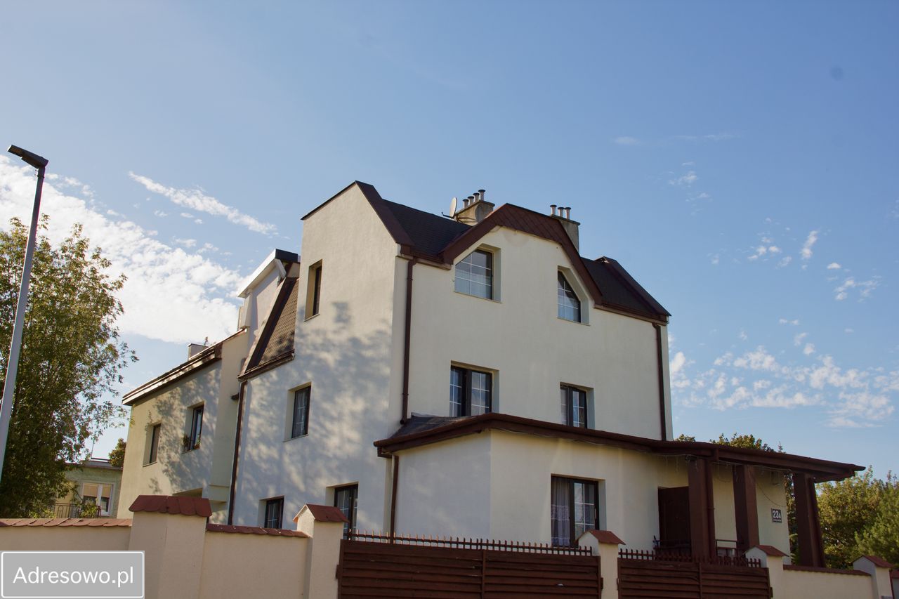 dom wolnostojący, 11 pokoi Toruń Podgórz. Zdjęcie 1