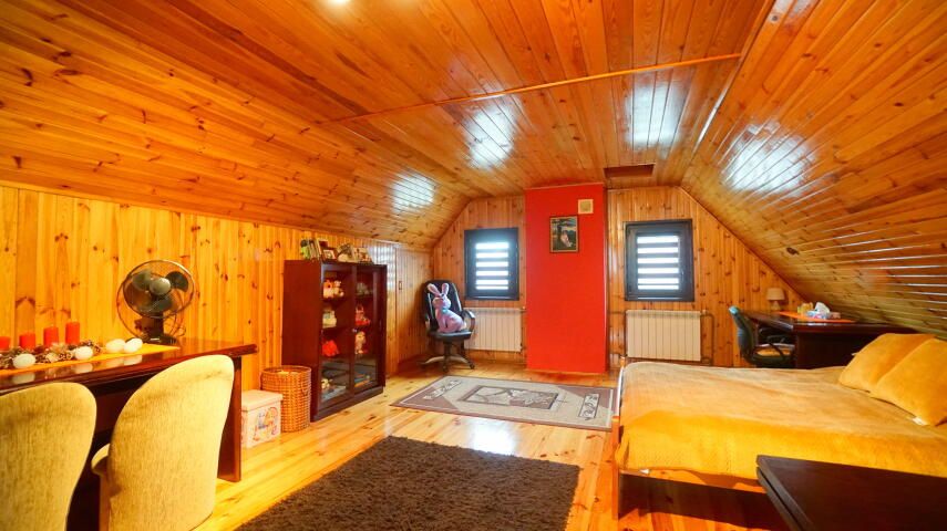 dom wolnostojący, 5 pokoi Laski. Zdjęcie 8