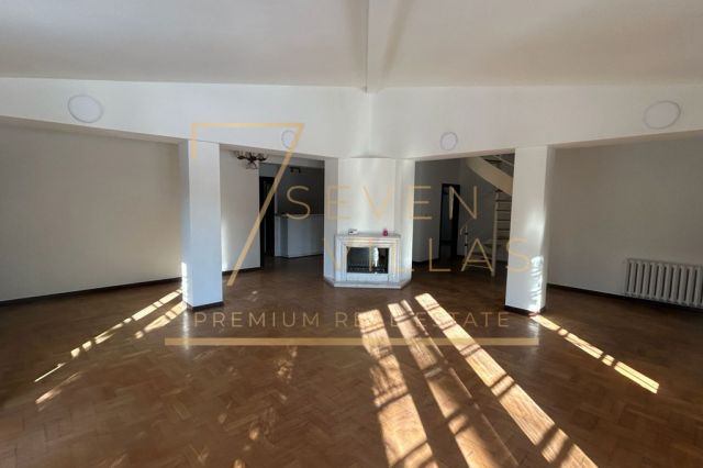 dom wolnostojący, 9 pokoi Komorów. Zdjęcie 2