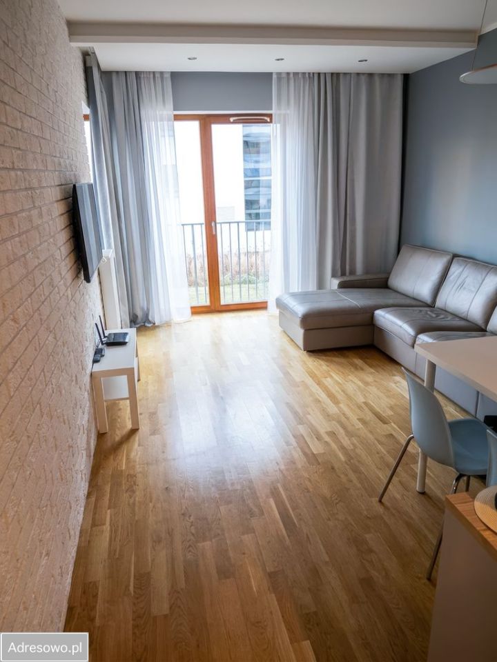 Mieszkanie 2-pokojowe Warszawa Wilanów, ul. Księdza Prymasa Augusta Hlonda. Zdjęcie 1