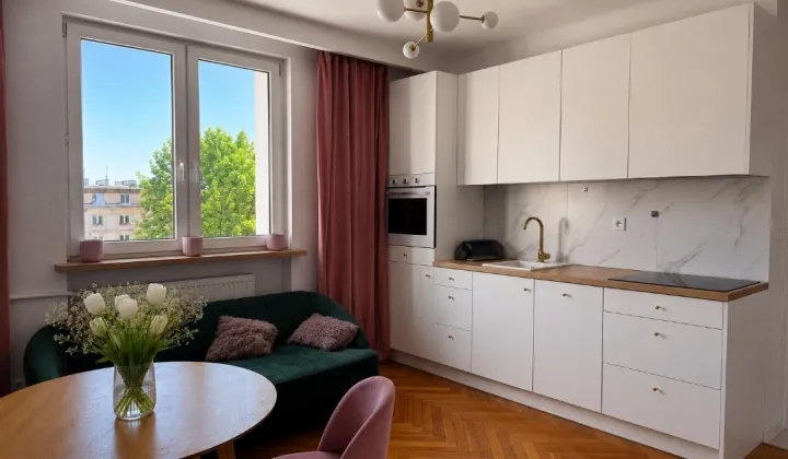 Mieszkanie 2-pokojowe Warszawa Praga-Północ, Plac Generała Józefa Hallera 10