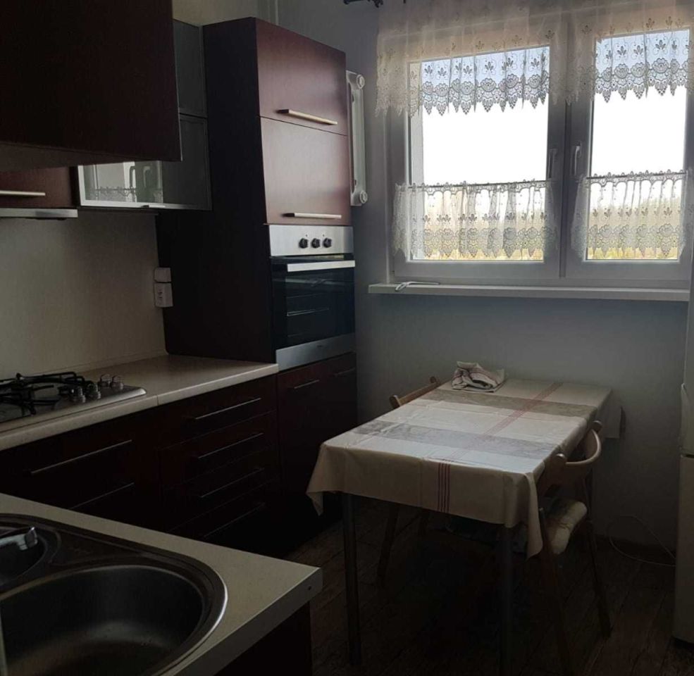 Mieszkanie 3-pokojowe Konin Zatorze, ul. Stanisława Moniuszki. Zdjęcie 4