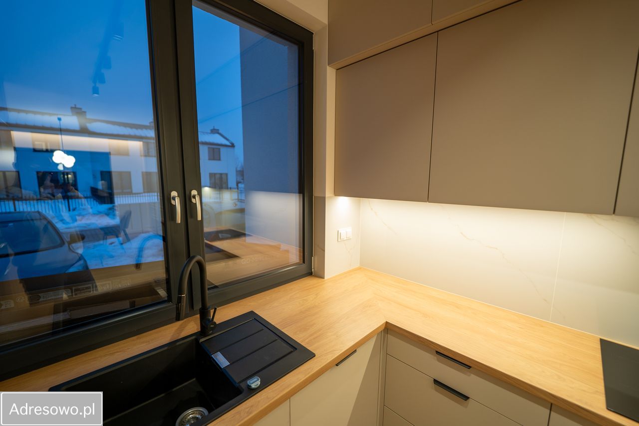 dom szeregowy, 5 pokoi Stara Wieś. Zdjęcie 12