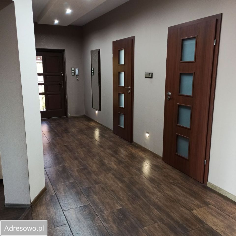 Lokal Tomaszów Mazowiecki, ul. ks. Jerzego Popiełuszki. Zdjęcie 18