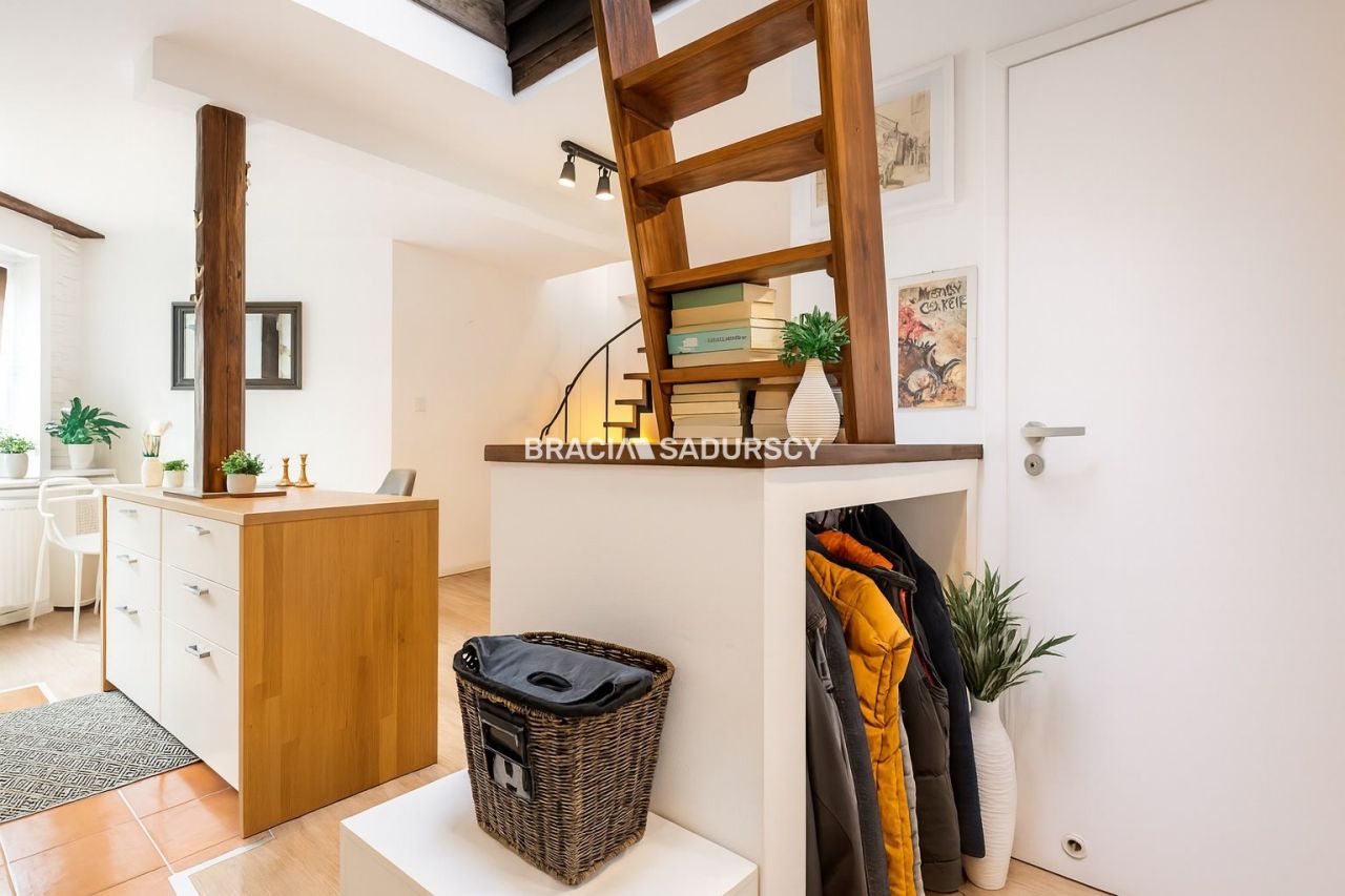 Mieszkanie 3-pokojowe Kraków Stare Miasto, ul. Paulińska. Zdjęcie 5